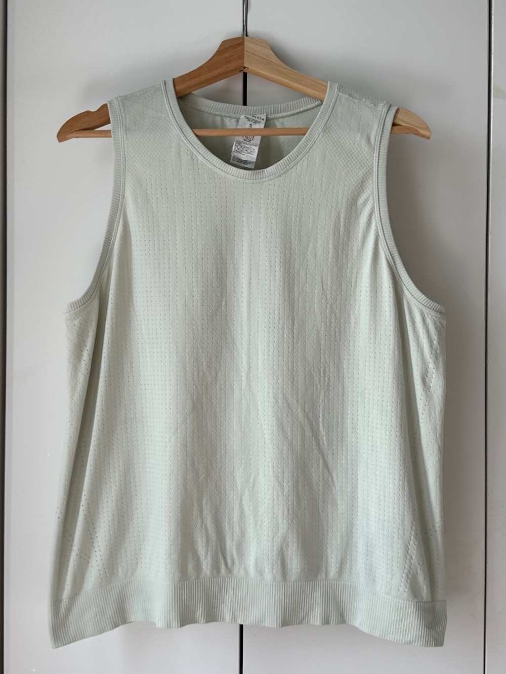 Athleta In Motion Seamless Pointelle Mesh Ribbed Tank Top Mint Green XL